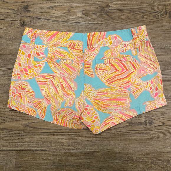 Lilly Pulitzer Women's size 4 100% Cotton Walsh Short in Blue Bikini Fish Print - Picture 5 of 5